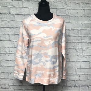NWOT Belinda Peach/Gray Camo Sweatshirt in M